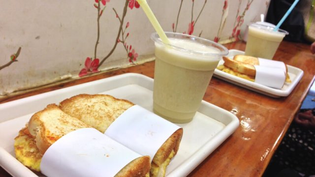 国際市場のシンチャントースト