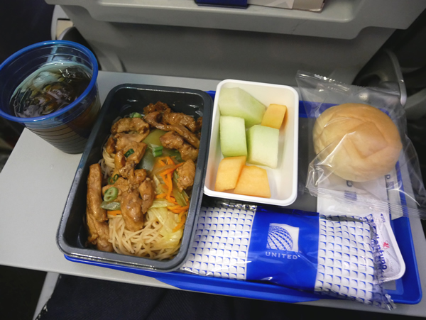 UA166便機内食