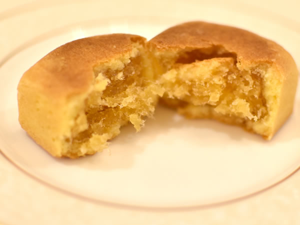 佳徳のパイナップルケーキ