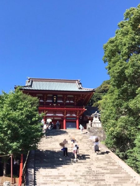 鎌倉鶴岡八幡本宮前の大石段