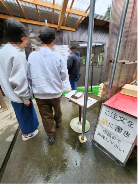 三重パルロードにある浜焼きのお店