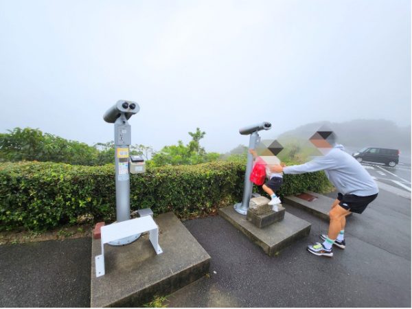 霧の中の鳥羽展望台