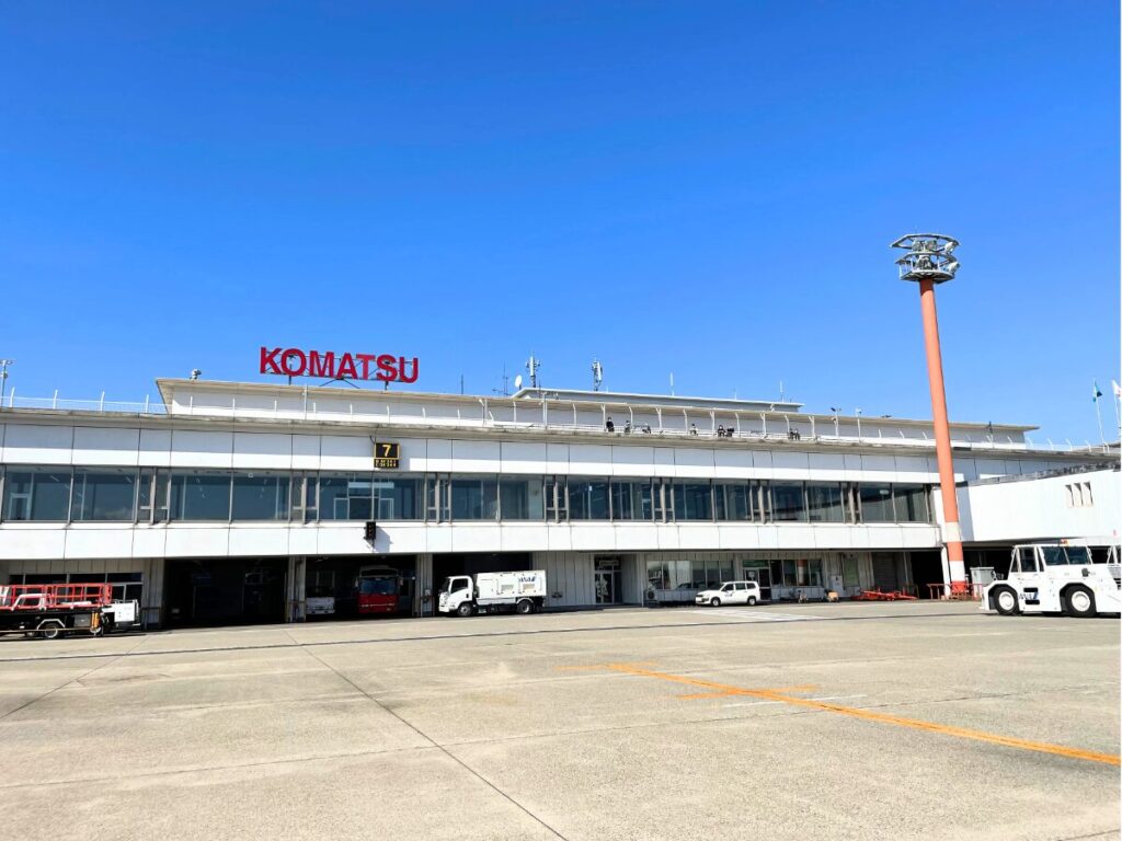 小松空港