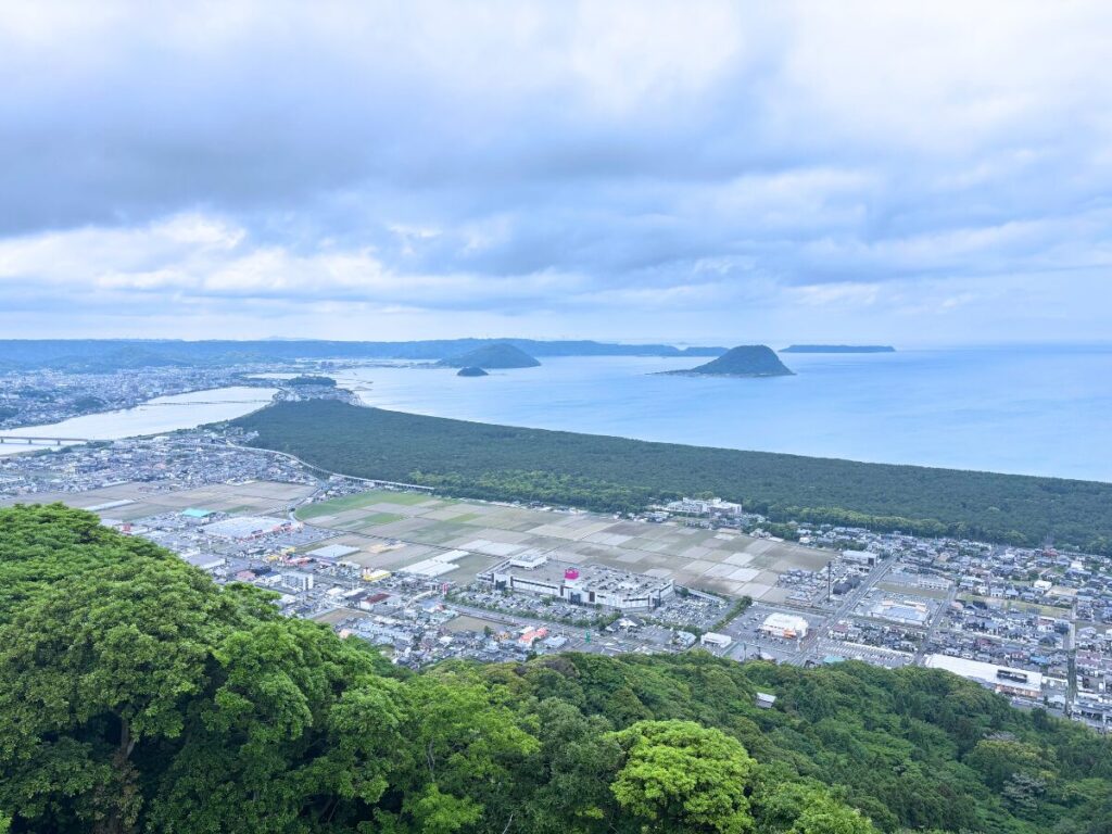 鏡山展望台からの景色