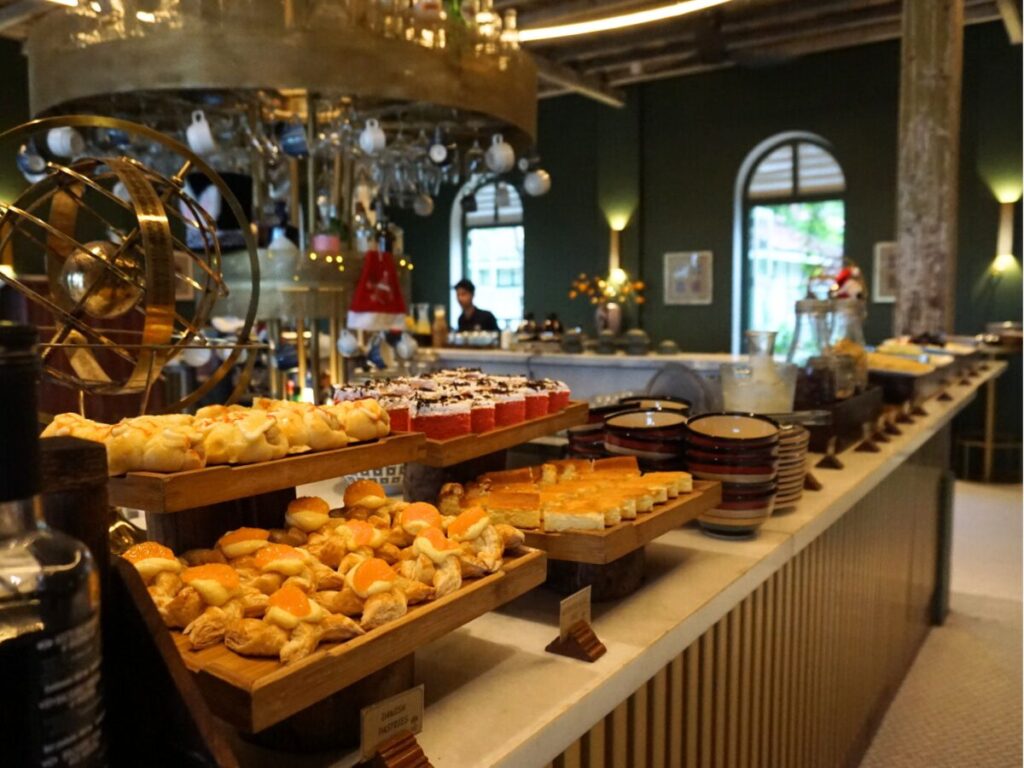 テンプルツリーリゾート・ランカウイ (Temple Tree Resort Langkawi)朝食のベーカリーコーナー