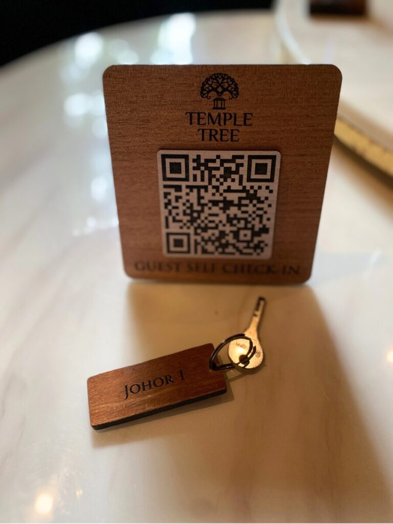 テンプルツリーリゾート・ランカウイ (Temple Tree Resort Langkawi)のチェックイン手続きとルームキー
