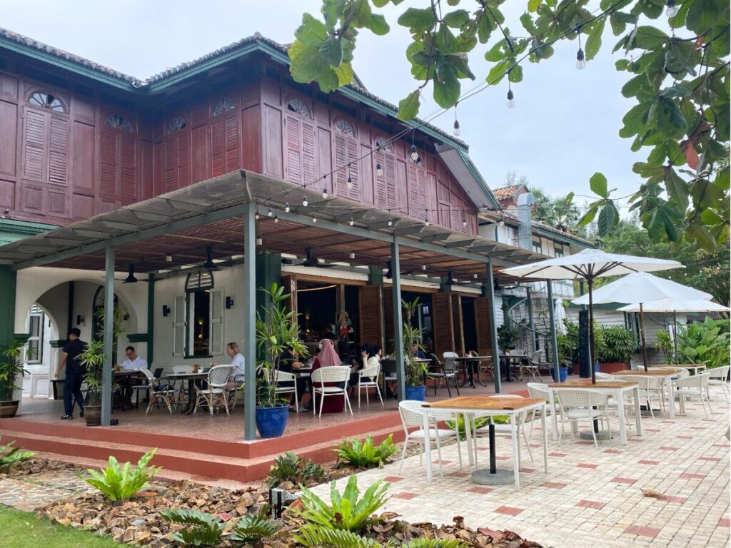テンプルツリーリゾート・ランカウイ (Temple Tree Resort Langkawi)のレストラン