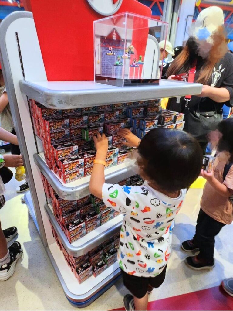 USJニンテンドーワールド限定お土産のトミカ