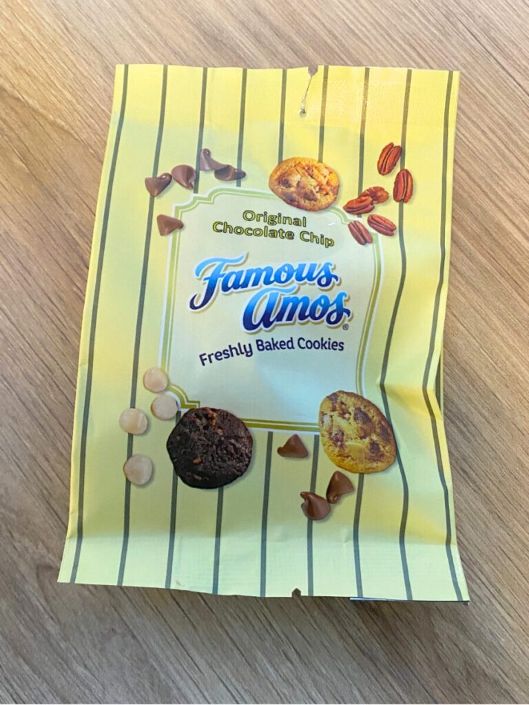 マレーシアのキッザニアクアラルンプールFamous Amosのクッキー作り