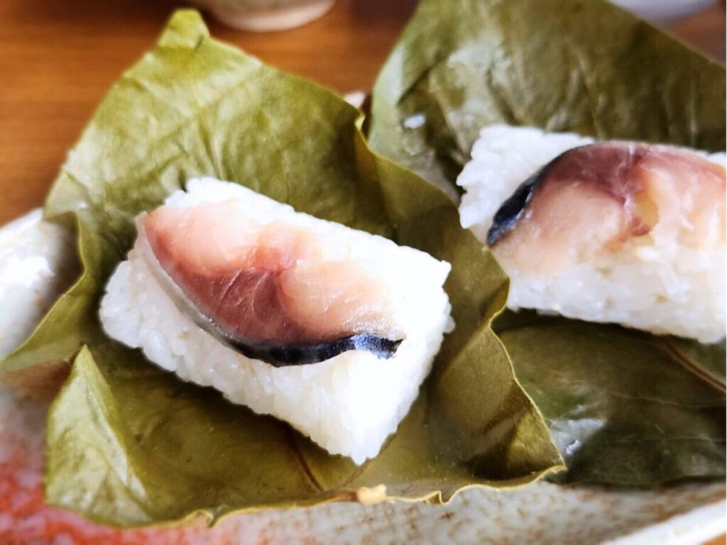 吉野山名物柿の葉寿司