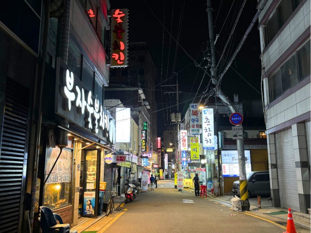 百済精肉店周辺