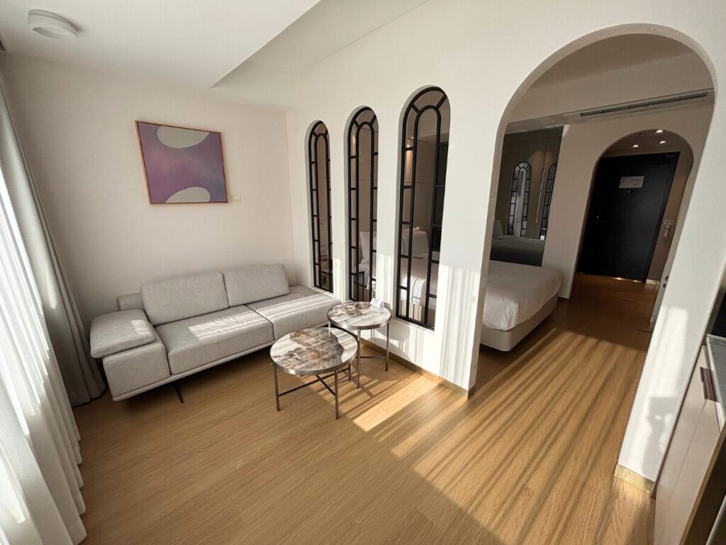 ホテルエリエナ(HOTEL ELIENA)のブティックルーム