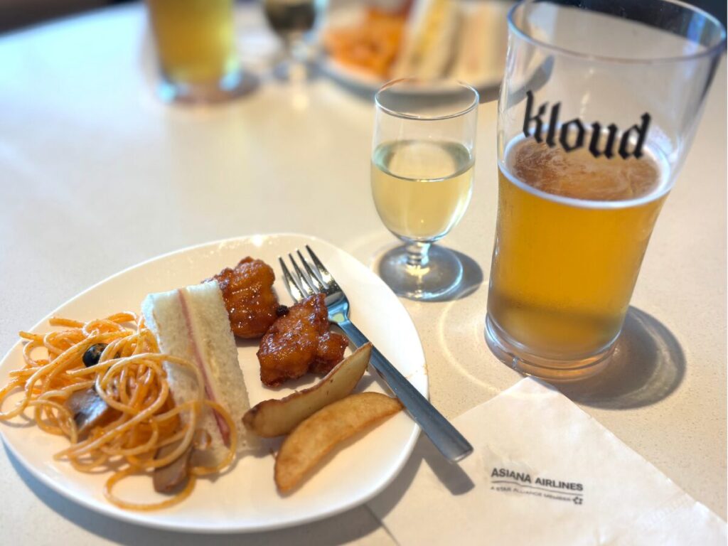 仁川空港アシアナビジネスラウンジのビュッフェ料理