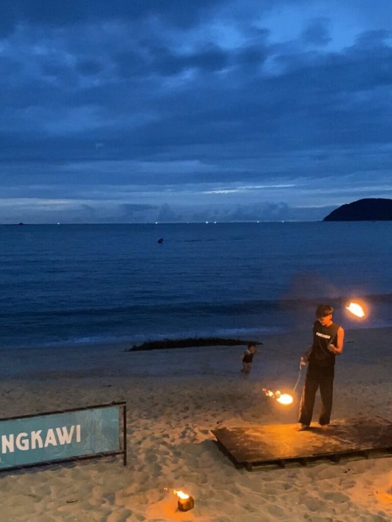 ランカウイ島のファイヤーショー