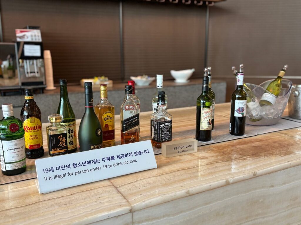 仁川空港アシアナビジネスラウンジのお酒