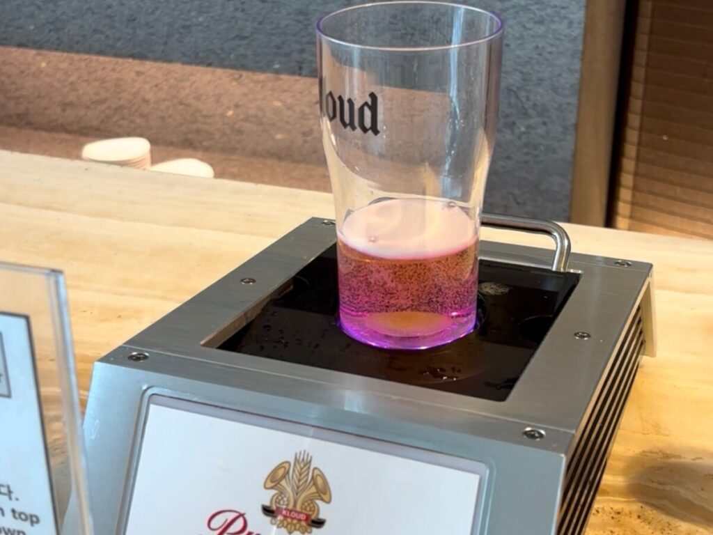 仁川空港アシアナビジネスラウンジのビール