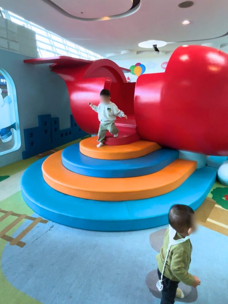 仁川空港第1ターミナルのキッズスペース(9番ゲート付近)