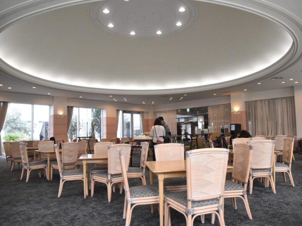 メルキュール福岡宗像リゾート＆スパのラウンジ