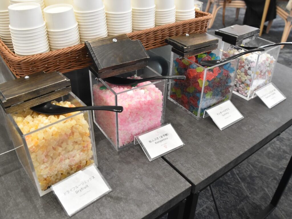 メルキュール福岡宗像リゾート＆スパのラウンジのおかし