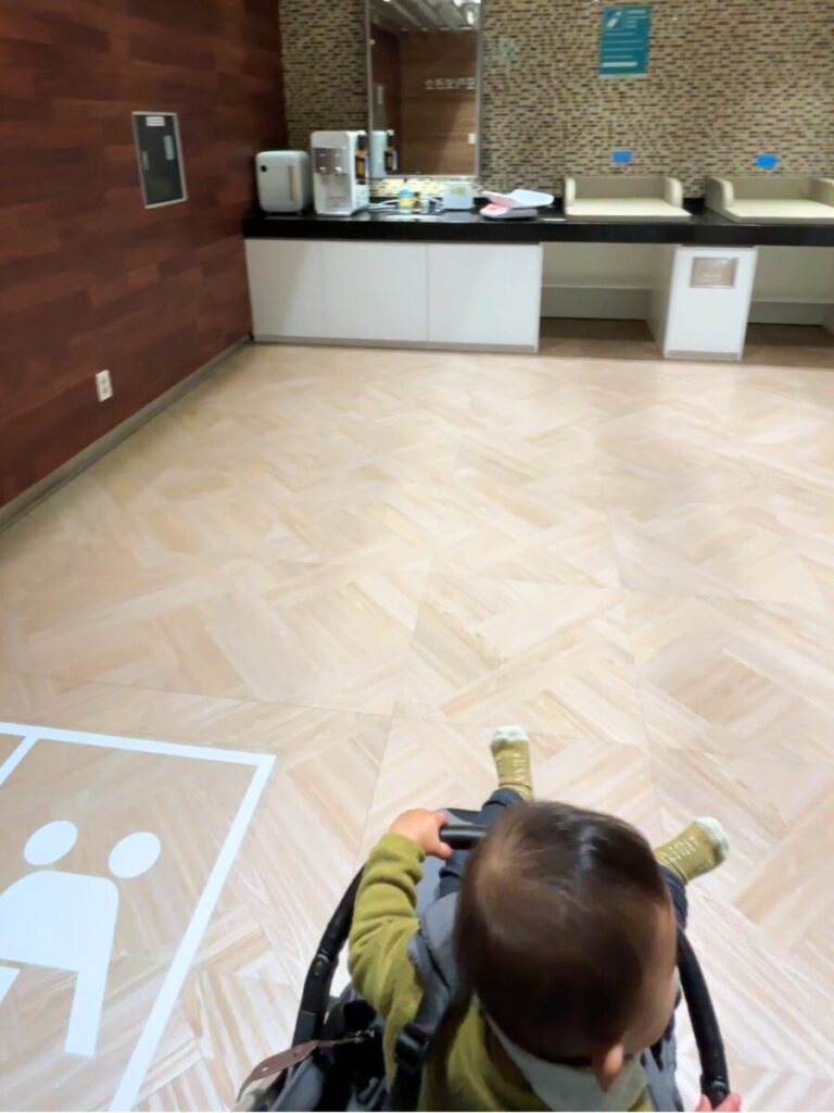 仁川空港第1ターミナルのキッズスペース隣接の授乳室