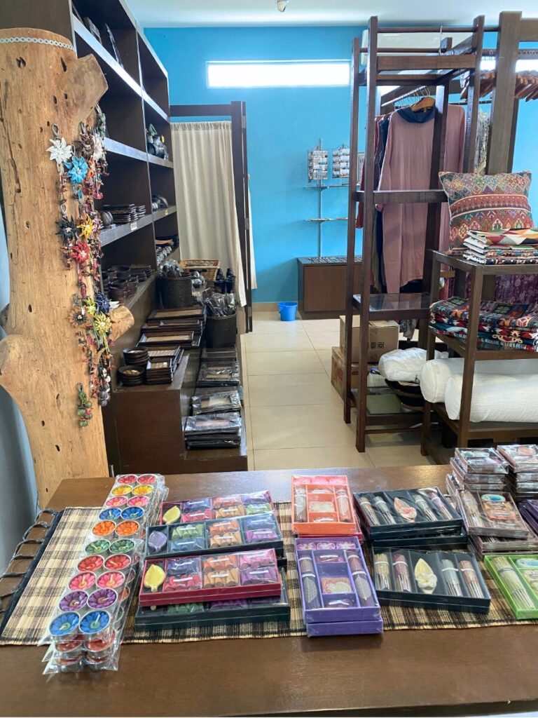 ランカウイ島の雑貨屋さん|ガヤ・ミナミ(Gaya Minami)