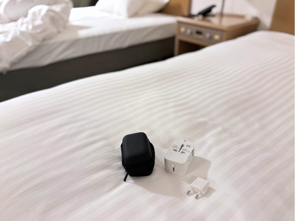 ケース付きマルチプラグ