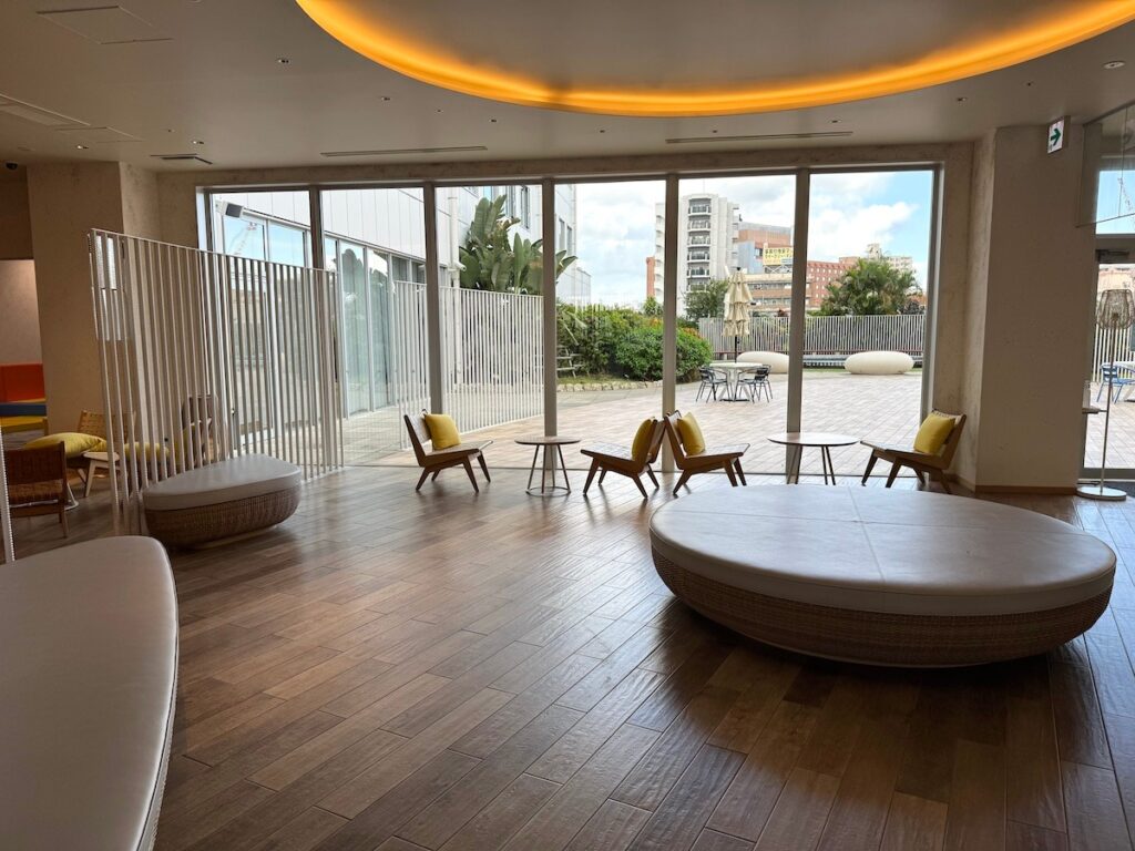 東急ステイ沖縄那覇のロビー