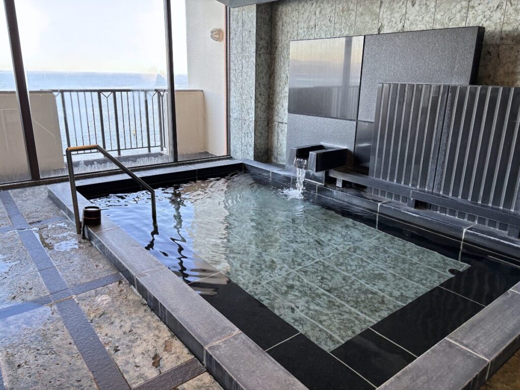 アオアヲナルトリゾートジャパニーズスイート宿泊者専用温泉「浅葱」