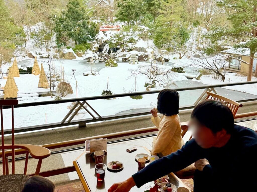 白玉の湯 華鳳 ラウンジ