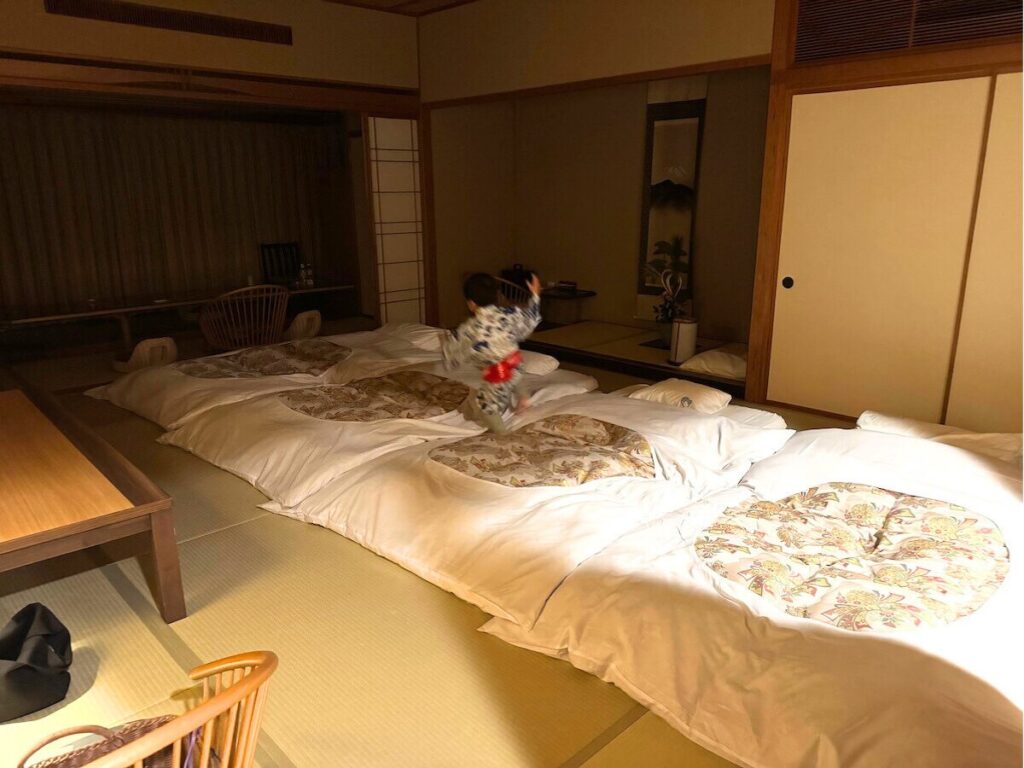 白玉の湯 華鳳|お部屋のお布団