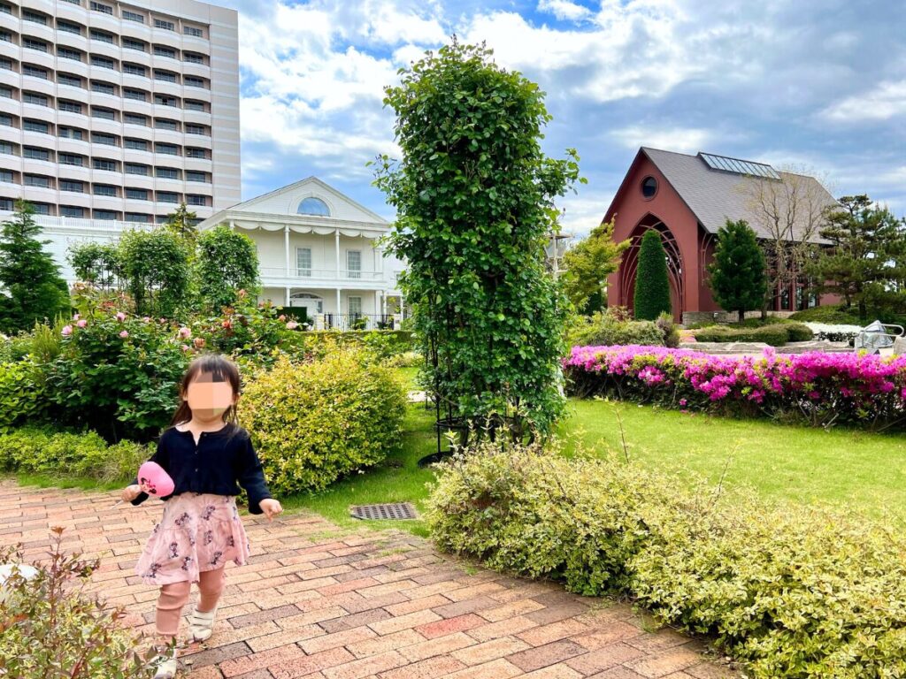 シェラトン・グランデ・トーキョーベイのお庭（初夏）